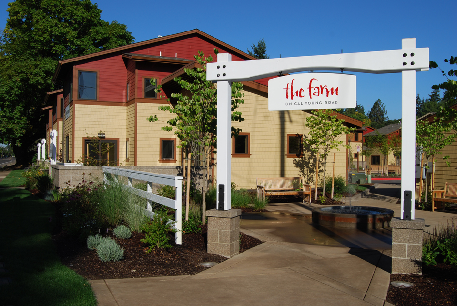 FARM_MULTIFAMILY_EXTERIOR_SMALL