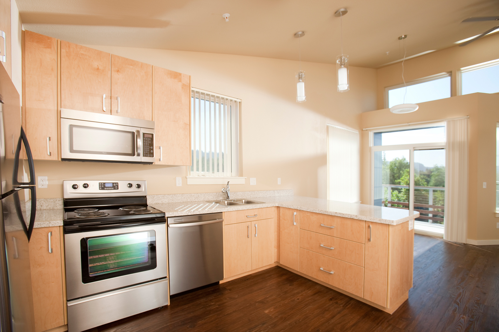 INDPLACE_MULTIFAMILY_KITCHEN_SMALL2