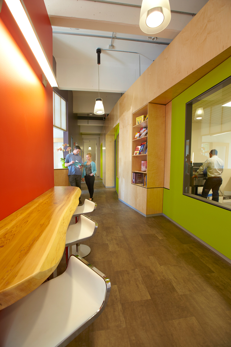 PNWP_COMMERCIAL_HALLWAY2_SMALL2