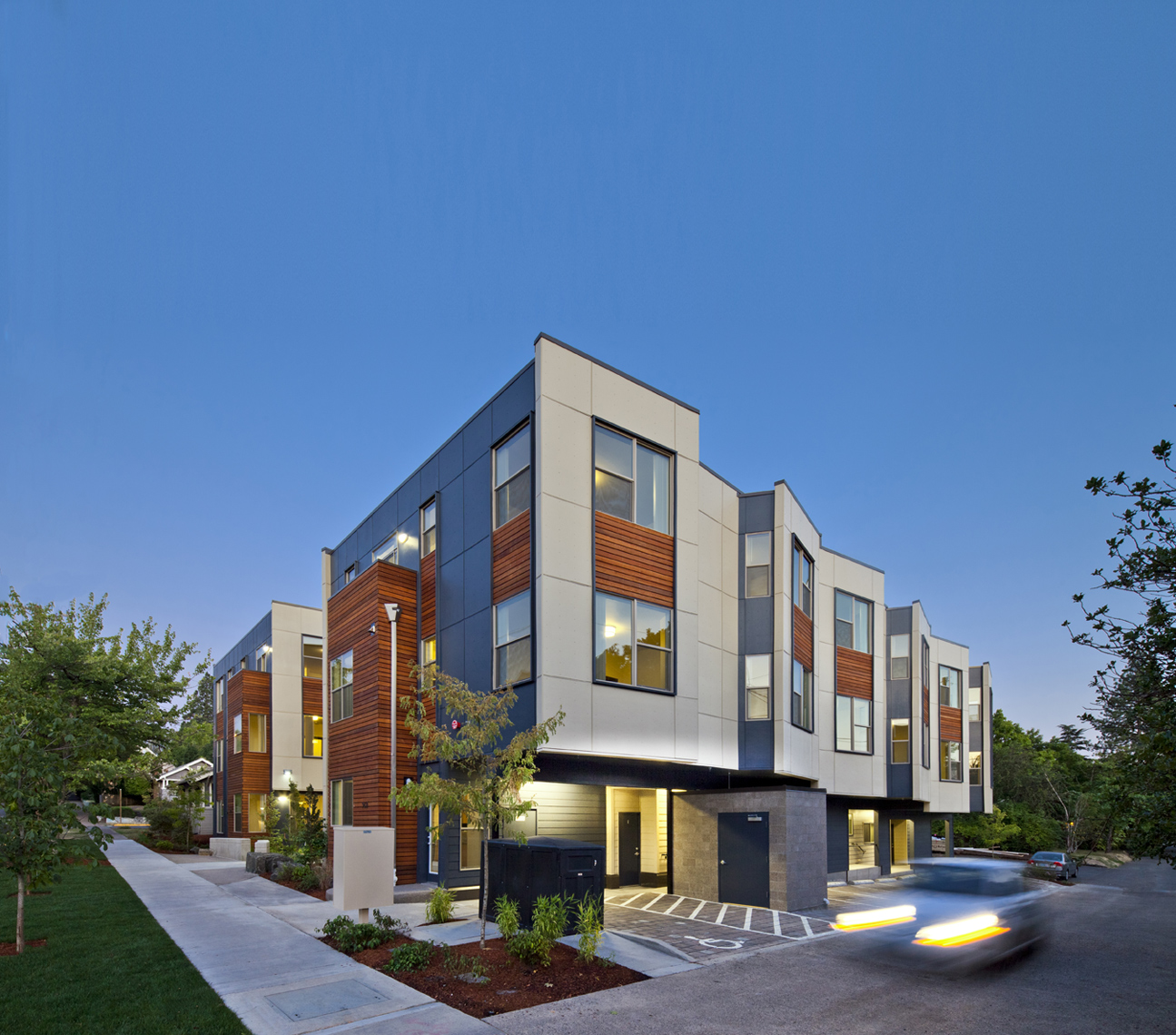 SOLSTICE_MULTIFAMILY_MAIN_SMALL