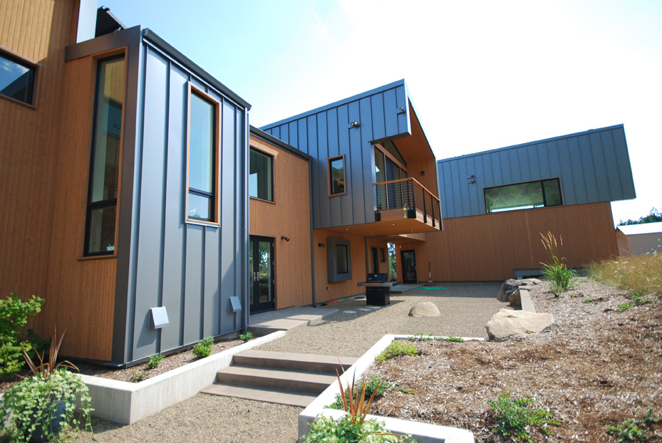 SPENCER-VIEW-EXTERIOR-2